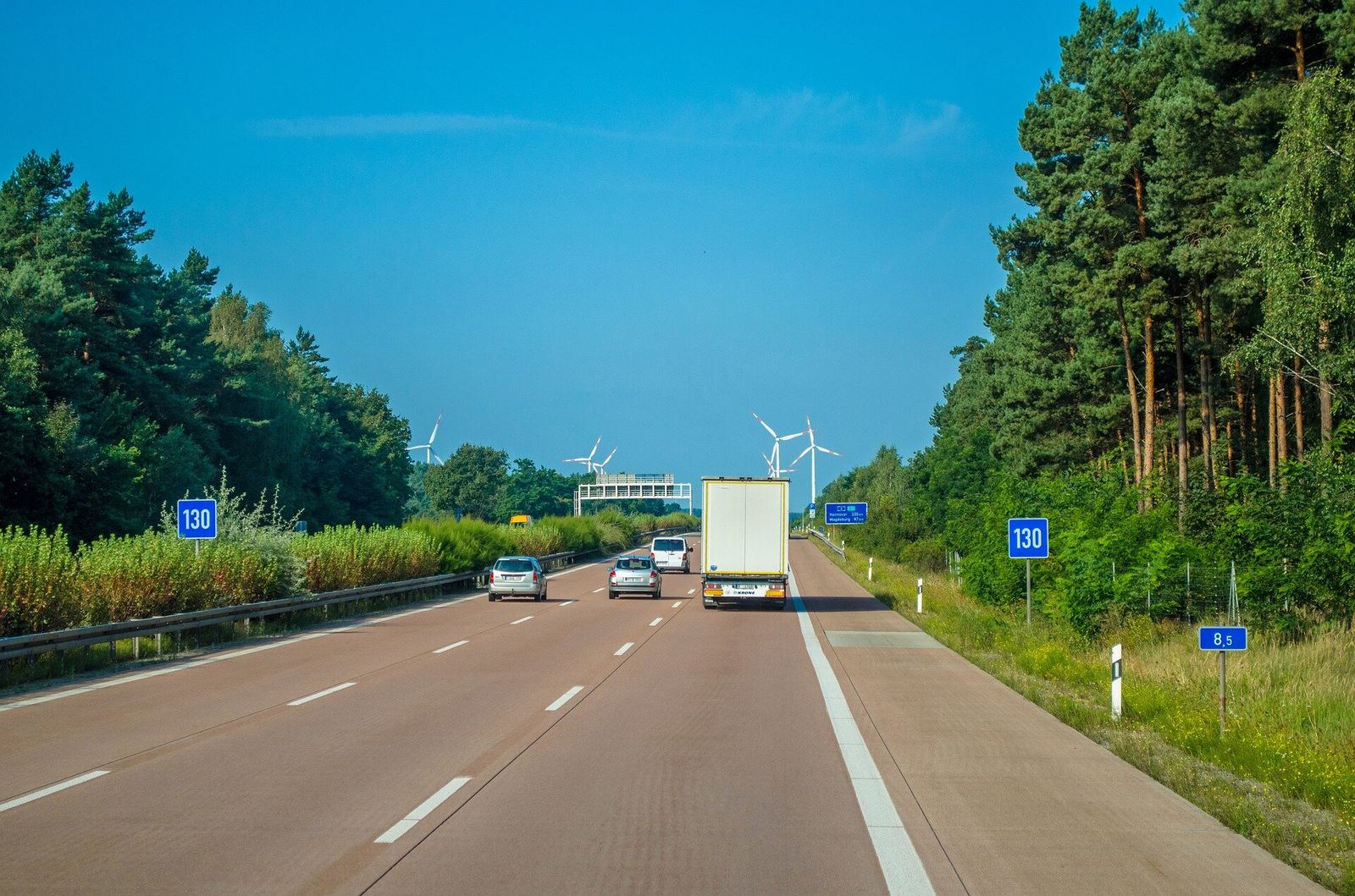 在Poland\n租车