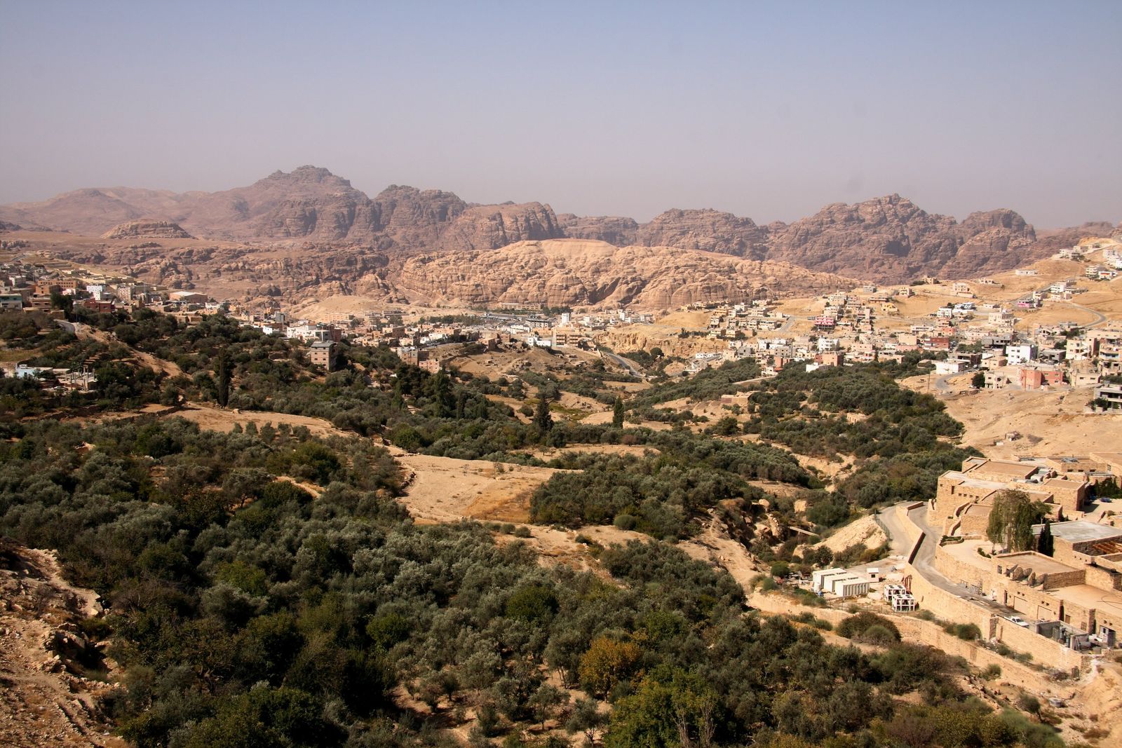 在Jordan\n租车